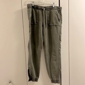 Marrakech army green tapered joggers